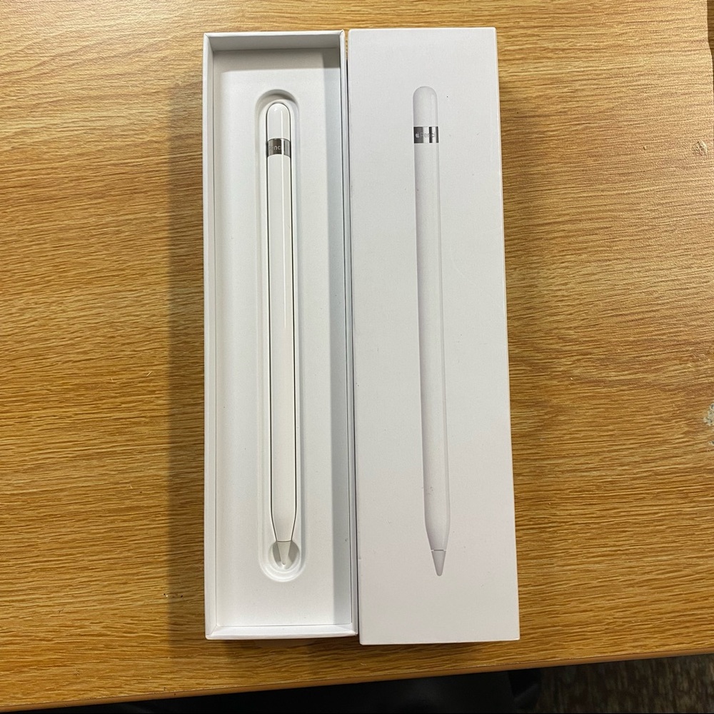 Generation 1 Apple Pencil with Box